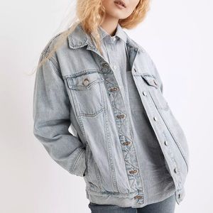 NWOT Madewell Light Wash Oversized Denim Trucker Jacket